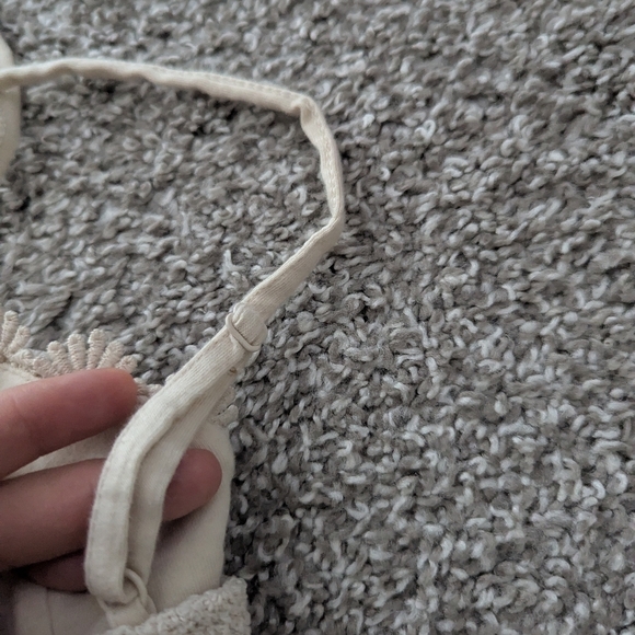 H&M Crocheted Lace Bodysuit - Picture 4 of 6